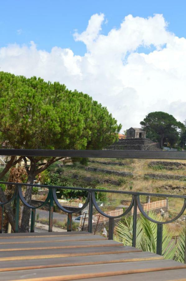 Up&B Rooms Catania Mascalucia Exterior photo