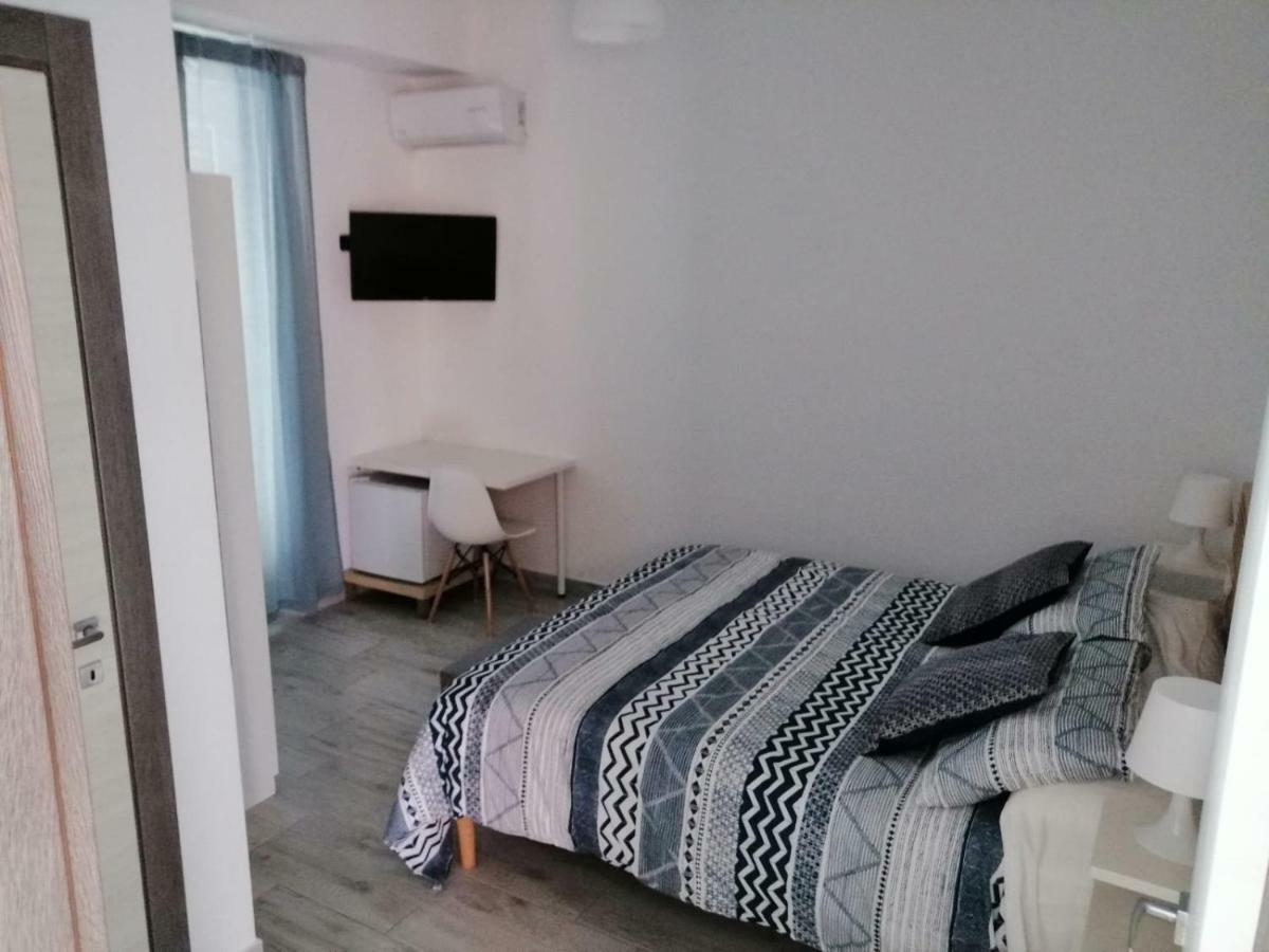 Up&B Rooms Catania Mascalucia Exterior photo